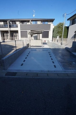 アルベロの駐車場