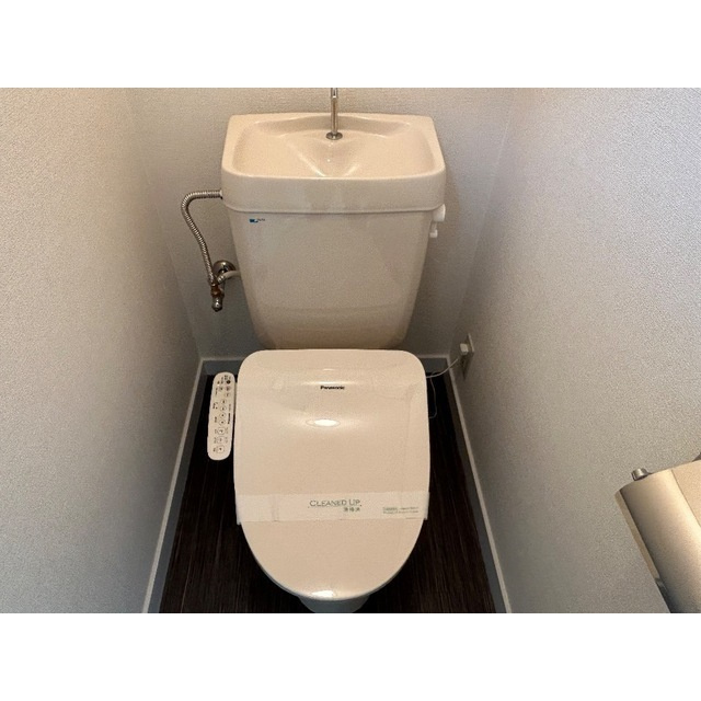 ウィスタリア足立のトイレ