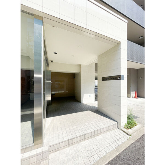 【エントランス】 | Naviglio Palazzo