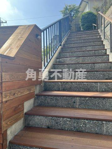 厚木市毛利台1丁目　中古一戸建てのその他|外階段