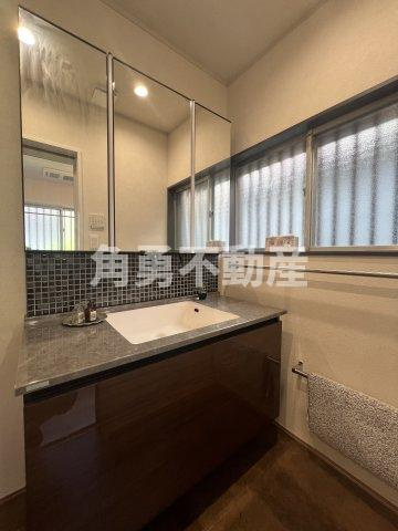 厚木市毛利台1丁目　中古一戸建ての独立洗面台|洗面化粧台