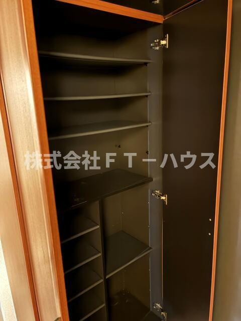 Ｕ－ＨＯＵＳＥ船橋本町の玄関