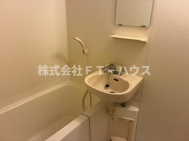 Ｕ－ＨＯＵＳＥ船橋本町の浴室
