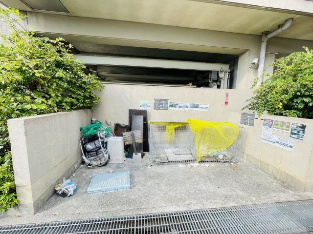 【駐車場】ピンリーブルⅡ 