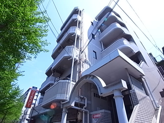リッツ舞子坂の外観