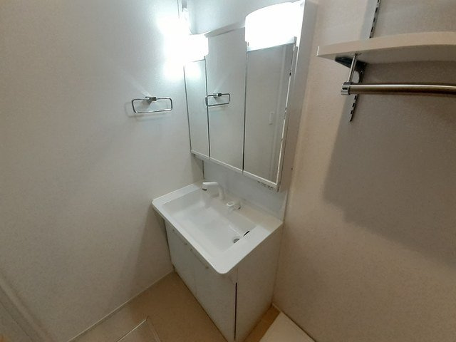 アルベンセⅠの洗面所|洗面所です
