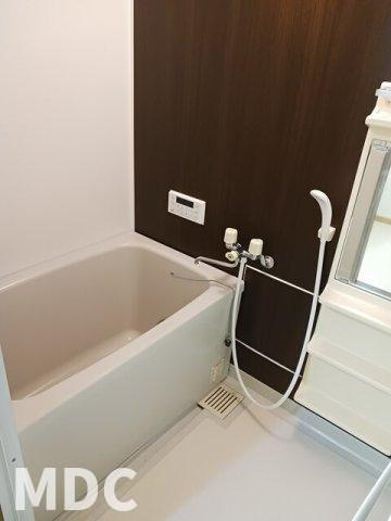 ビレッジあいＢの浴室