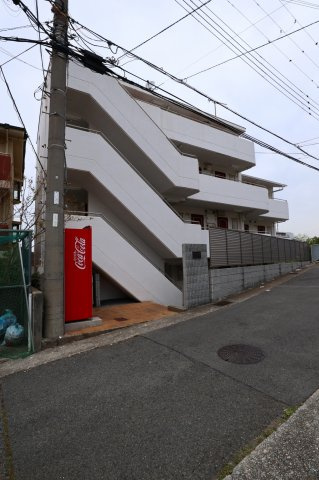 ルミエール吉祥の外観