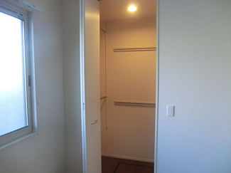 【収納】 | グランドール正徳 | ※同物件他部屋写真　反転・色違いの場合有　現状優先