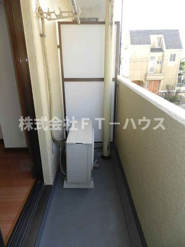 ドエル西船のバルコニー