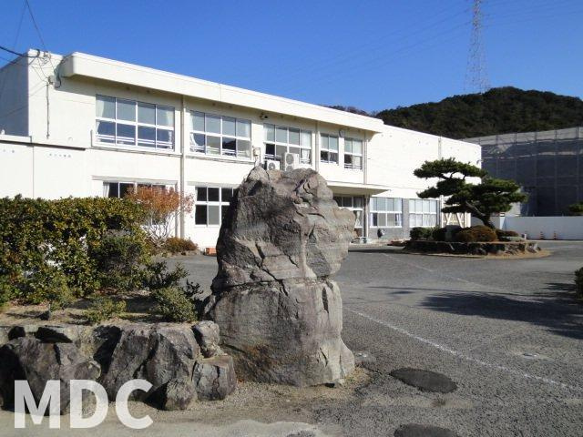 ベイスターＫの周辺|鳴門西小学校まで1000m