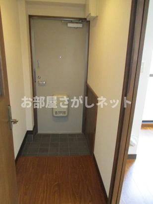 ベルパレス７ｔｈの玄関