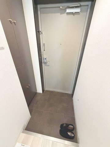 エル長春園の玄関