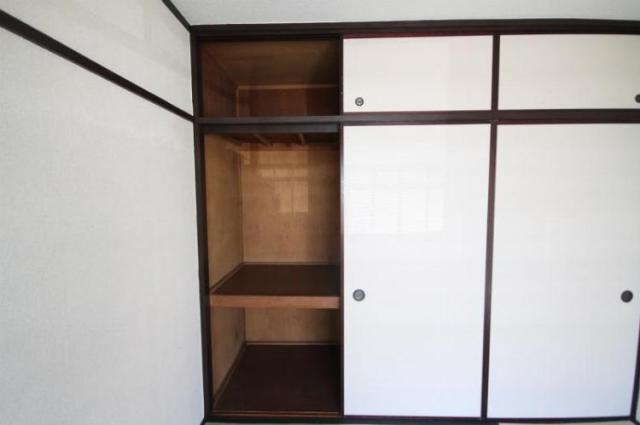 ハイツ長野 C棟の収納