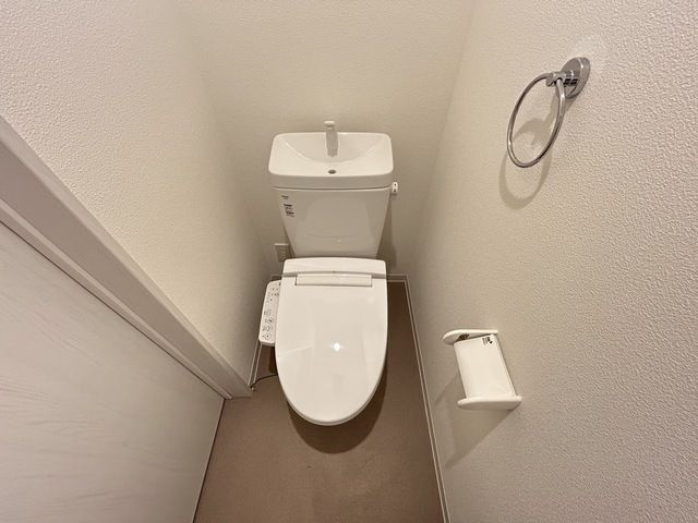 ジーメゾン須磨エディエンのトイレ