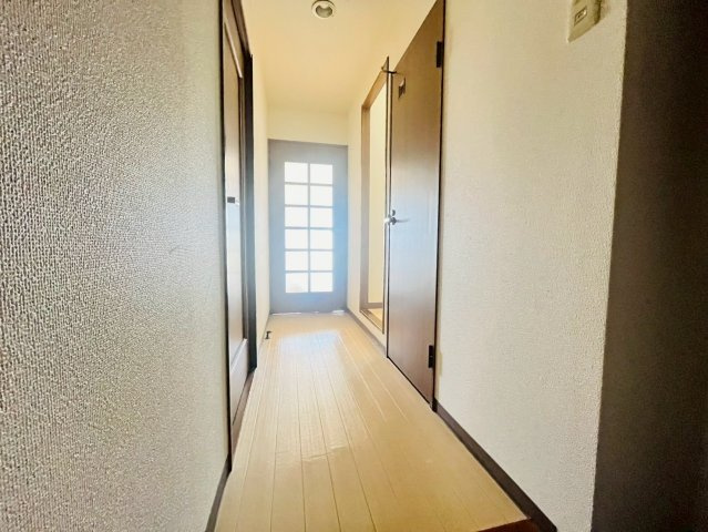 西明石マンションの玄関
