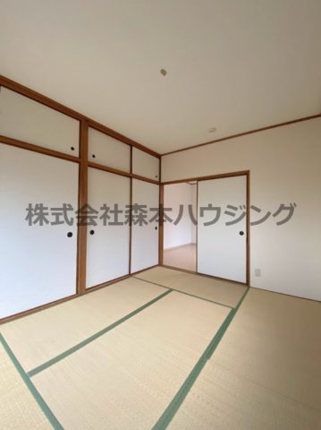 【和室】 | 　ハイツこはる | 落ち着いた雰囲気の和室付きです