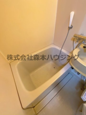 【浴室】 | 　ハイツこはる | 落ち着いた空間のお風呂です
