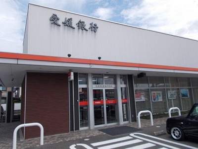 【周辺】 | リヴェール　コート | 愛媛銀行余戸支店様まで450m