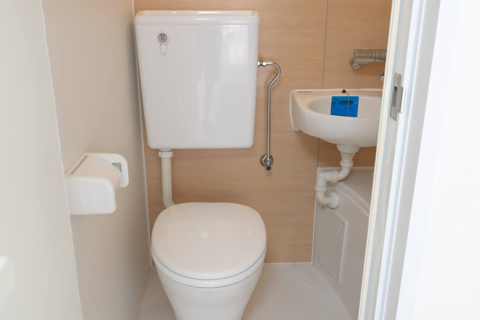 AP1661 メゾン・ド・リヴィエールのトイレ|コンパクトで使いやすいトイレです