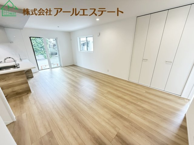 加古川市加古川町中津　　JR加古川線「日岡駅」徒歩19分の独立洗面台