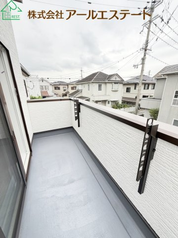 加古川市加古川町中津　　JR加古川線「日岡駅」徒歩19分の玄関