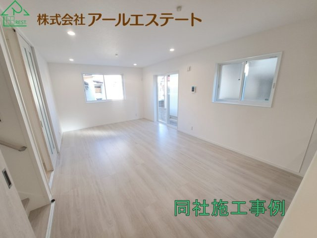 加古川市加古川町中津　　JR加古川線「日岡駅」徒歩19分の居間・リビング