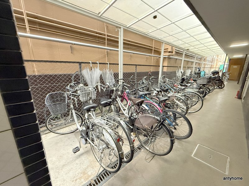 ビジタル高津　仲介手数料無料の駐車場