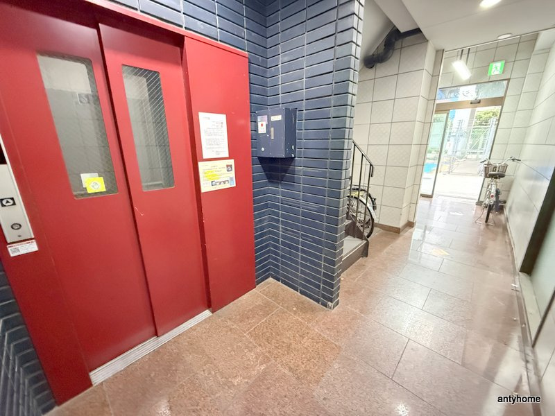 ビジタル高津　仲介手数料無料のロビー