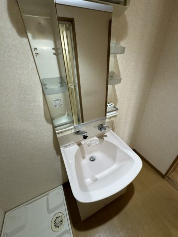 カロン尺口の洗面所