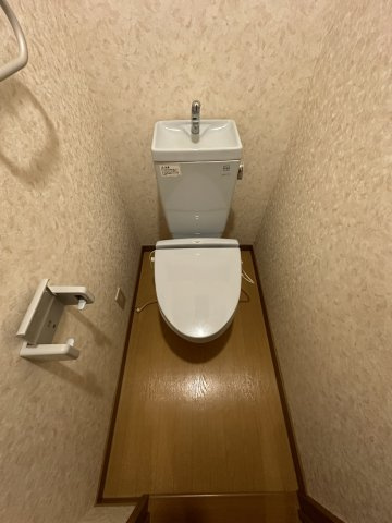 カロン尺口のトイレ