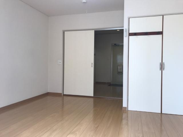 アポリネールハイムの内装|洋室