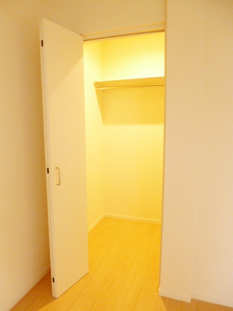 ロイヤル三軒茶屋の収納
