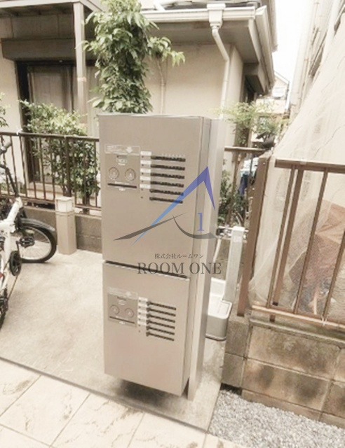 メゾンペジーブルのその他共用部分|宅配ボックスです。