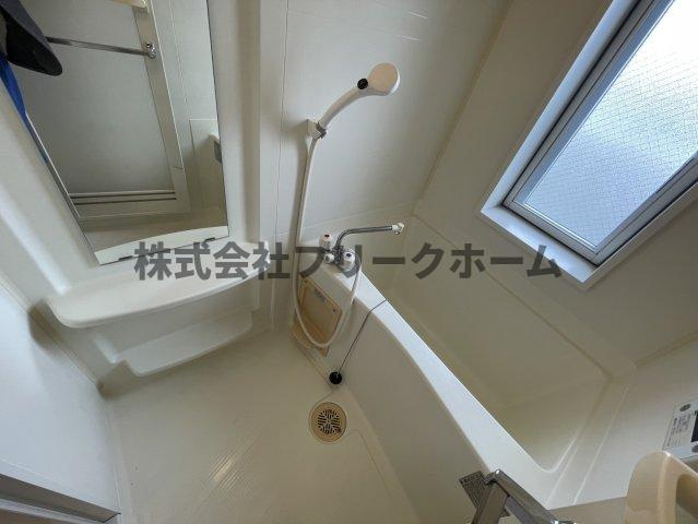 武蔵野市御殿山１丁目の賃貸マンションの浴室