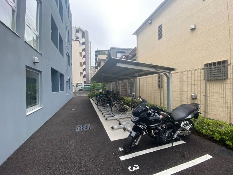 creal墨田eastの駐車場|駐輪場