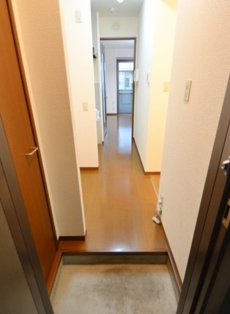 アーバン大成の玄関