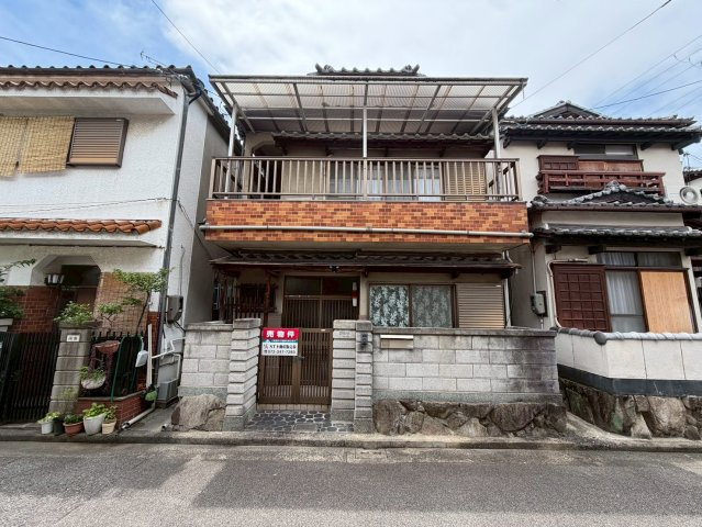 堺市西区草部戸建の外観