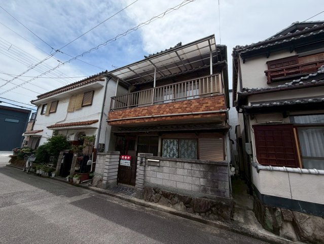 堺市西区草部戸建の外観