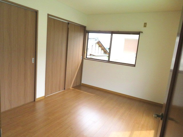 藤岡市本郷　中古1590の洋室