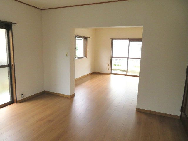 藤岡市本郷　中古1590の居間・リビング
