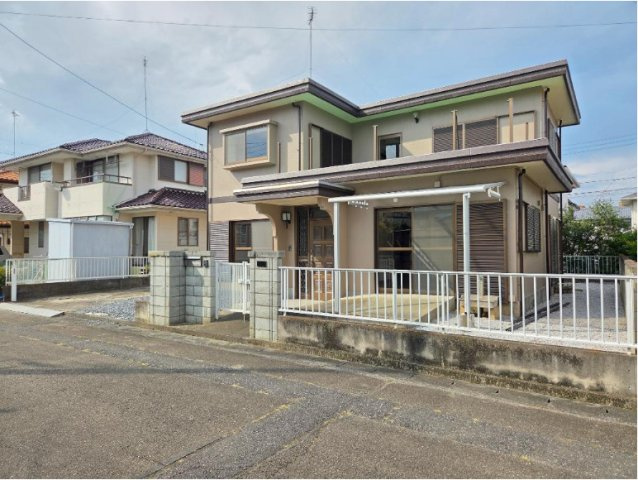 藤岡市本郷　中古1590の前面道路含む現地写真