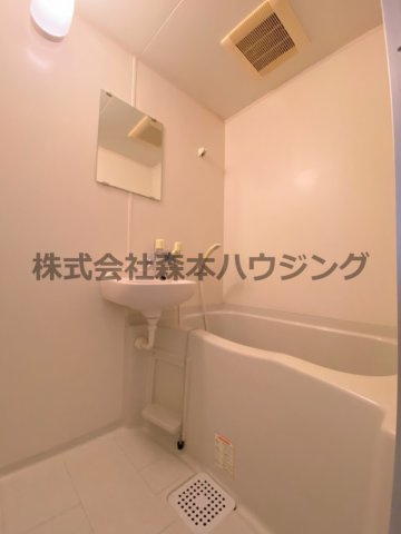 【浴室】 | 　学研CITY CORE | ゆったり過ごせるお風呂です