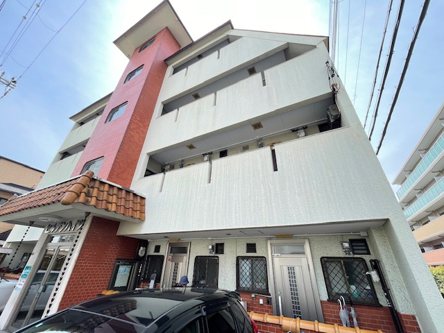 大阪市東淀川区下新庄６丁目の賃貸マンションの外観