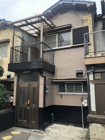 東大阪市玉串町東3丁目　テラスハウスの外観|きれいな外観です