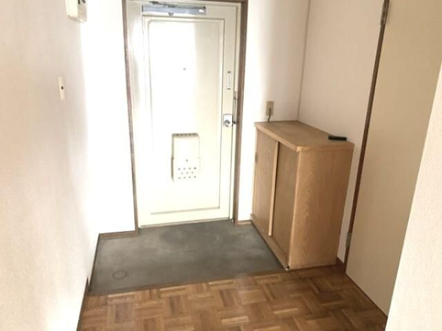 コーポ南浅間の玄関