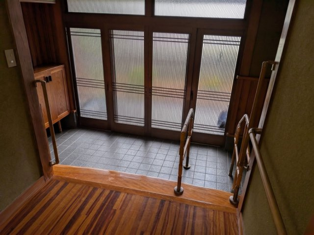 下北方観音免の玄関