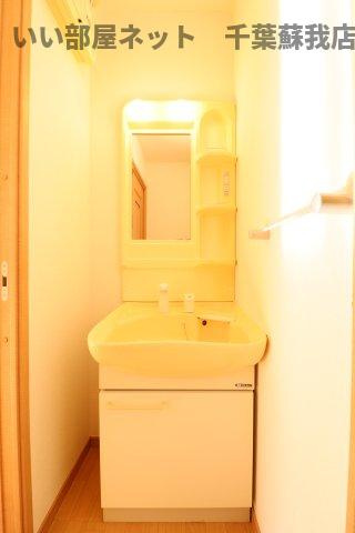 アネックスガーデン本千葉の洗面所|朝の準備に活躍する、洗髪洗面化粧台！
