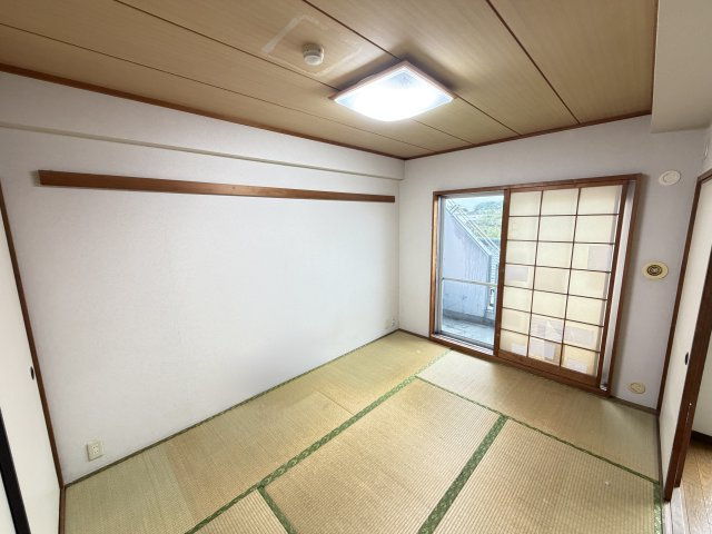 シントウキョウビルの和室