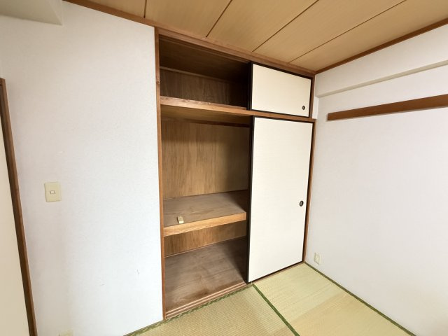 シントウキョウビルの収納